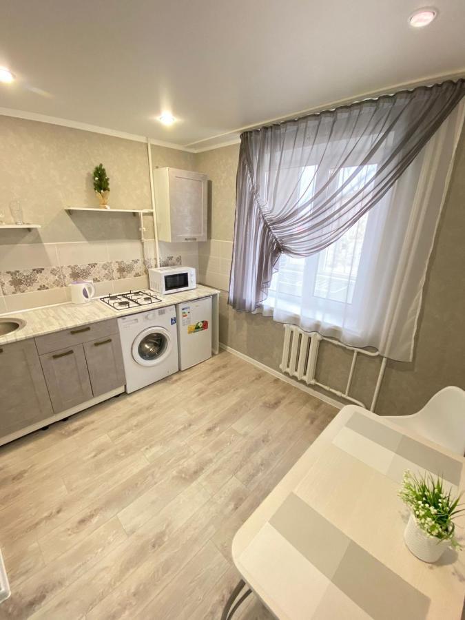 Вип 1Комн Айтиева 70 Oral Exterior foto